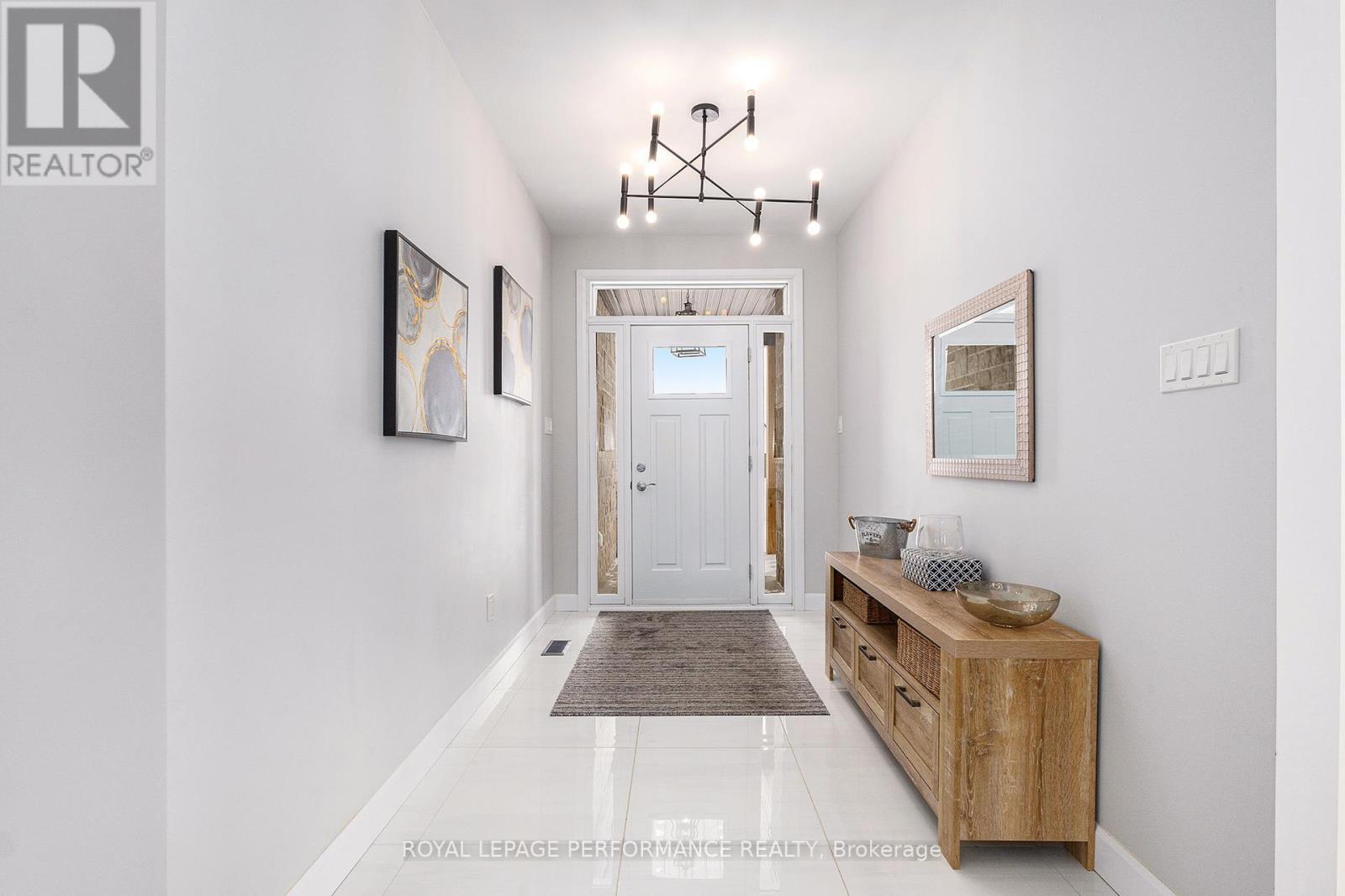 209 Des Violettes Street, Clarence-Rockland, Ontario  K0A 2A0 - Photo 3 - X12391355