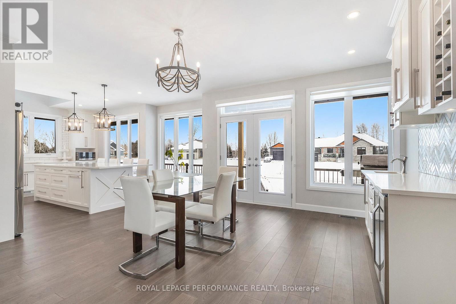 209 Des Violettes Street, Clarence-Rockland, Ontario  K0A 2A0 - Photo 6 - X12391355