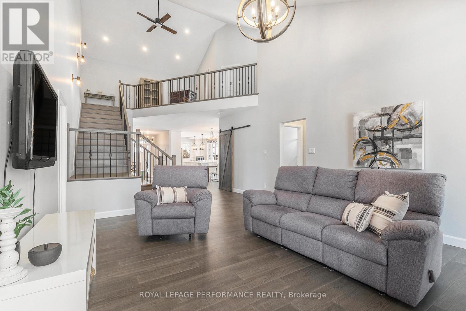 209 Des Violettes Street, Clarence-Rockland, Ontario  K0A 2A0 - Photo 9 - X12391355