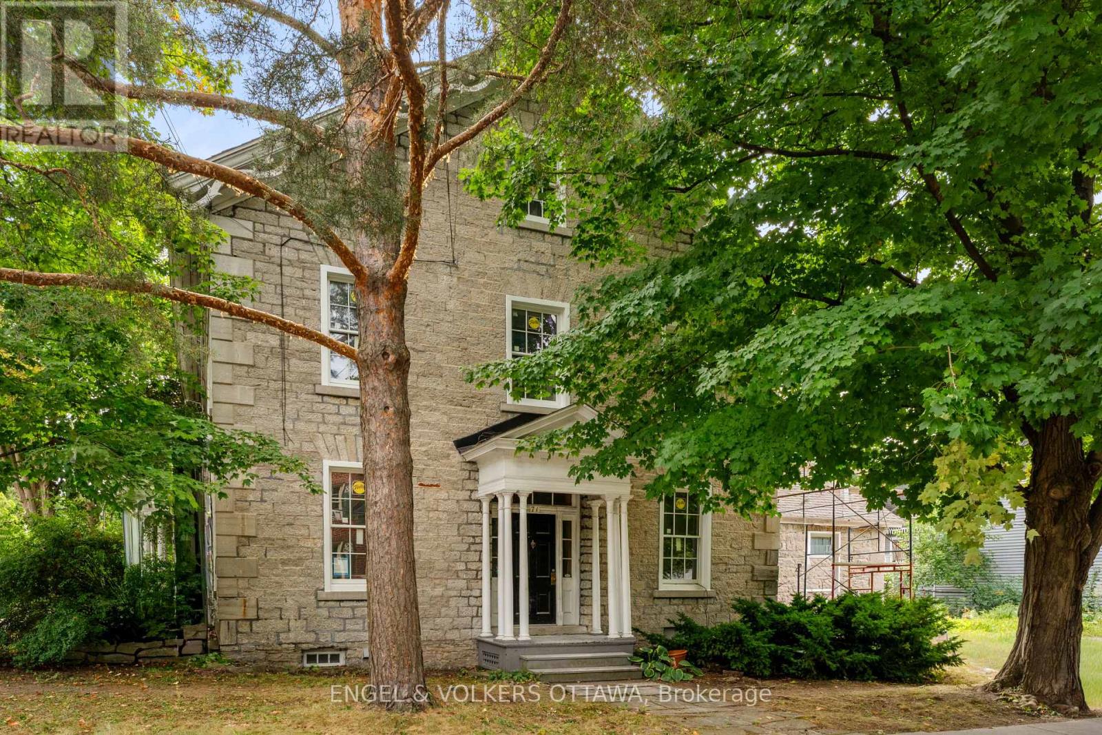 Property at 71 THOMAS STREET image 1