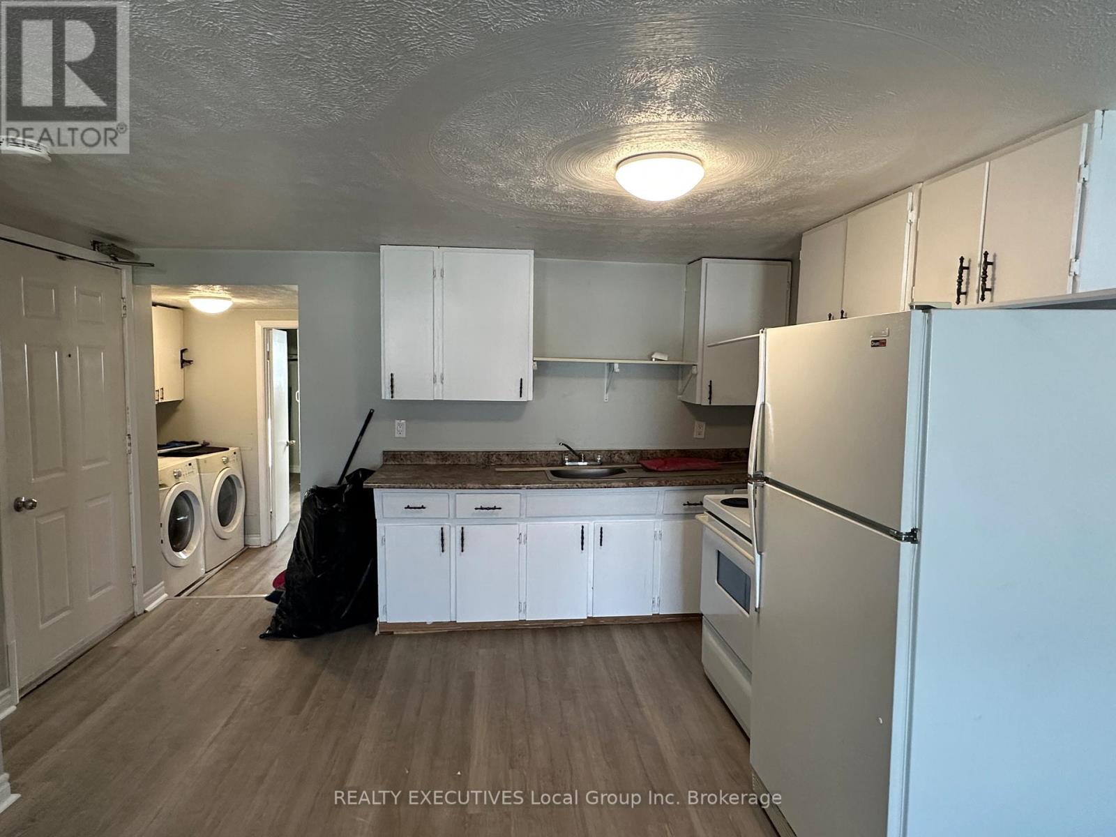 26 Spring Street, West Nipissing, Ontario  P2B 3G7 - Photo 10 - X12391401