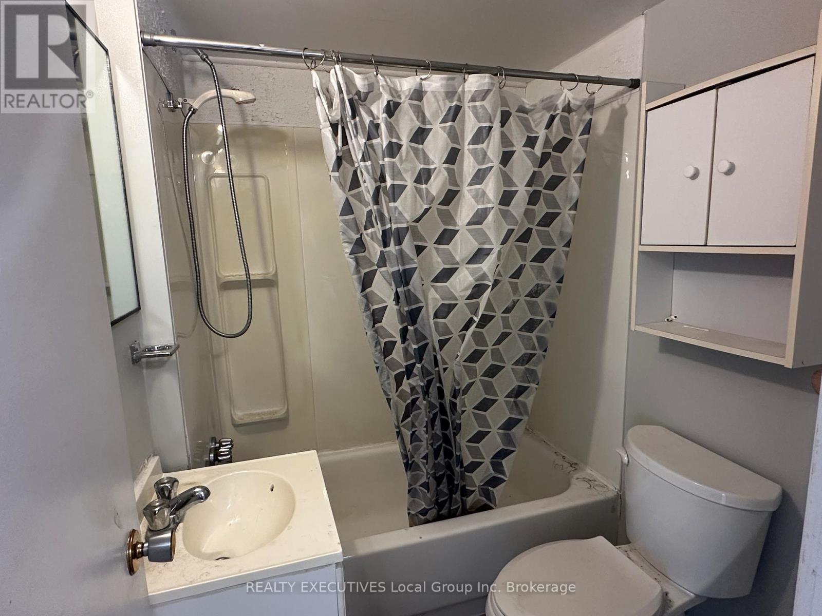 26 Spring Street, West Nipissing, Ontario  P2B 3G7 - Photo 14 - X12391407