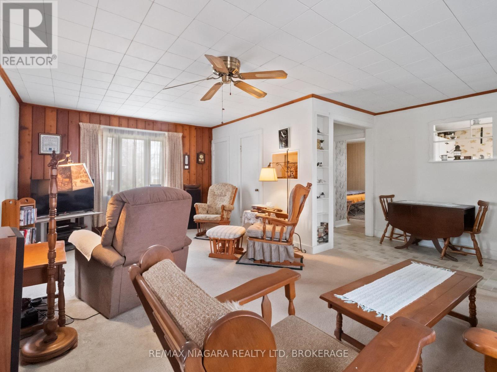 3719 Rebstock Road, Fort Erie (Crystal Beach), Ontario  L0S 1B0 - Photo 11 - X12391350
