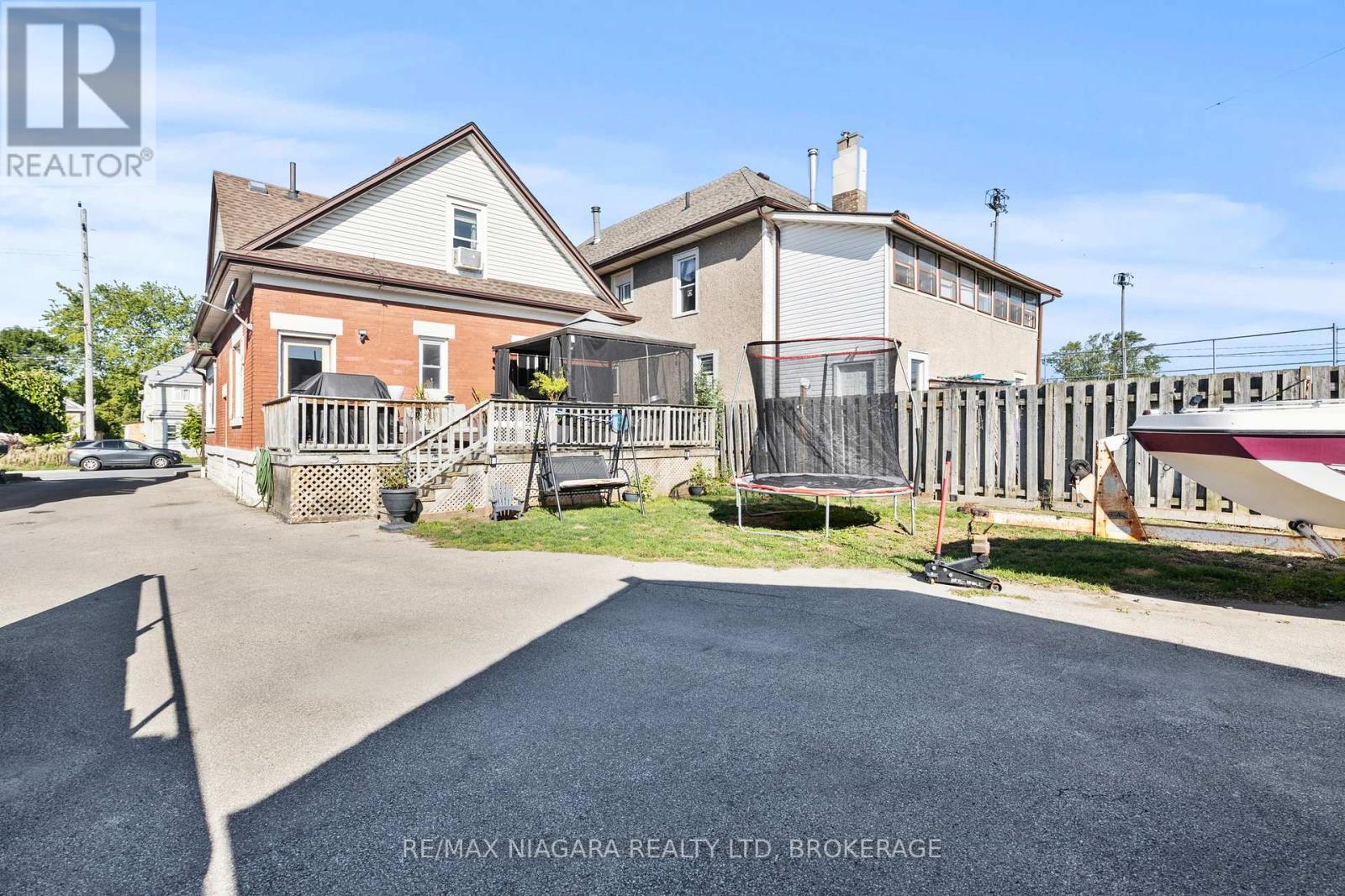 150 Burgar Street, Welland, Ontario  L3B 2S8 - Photo 27 - X12391482