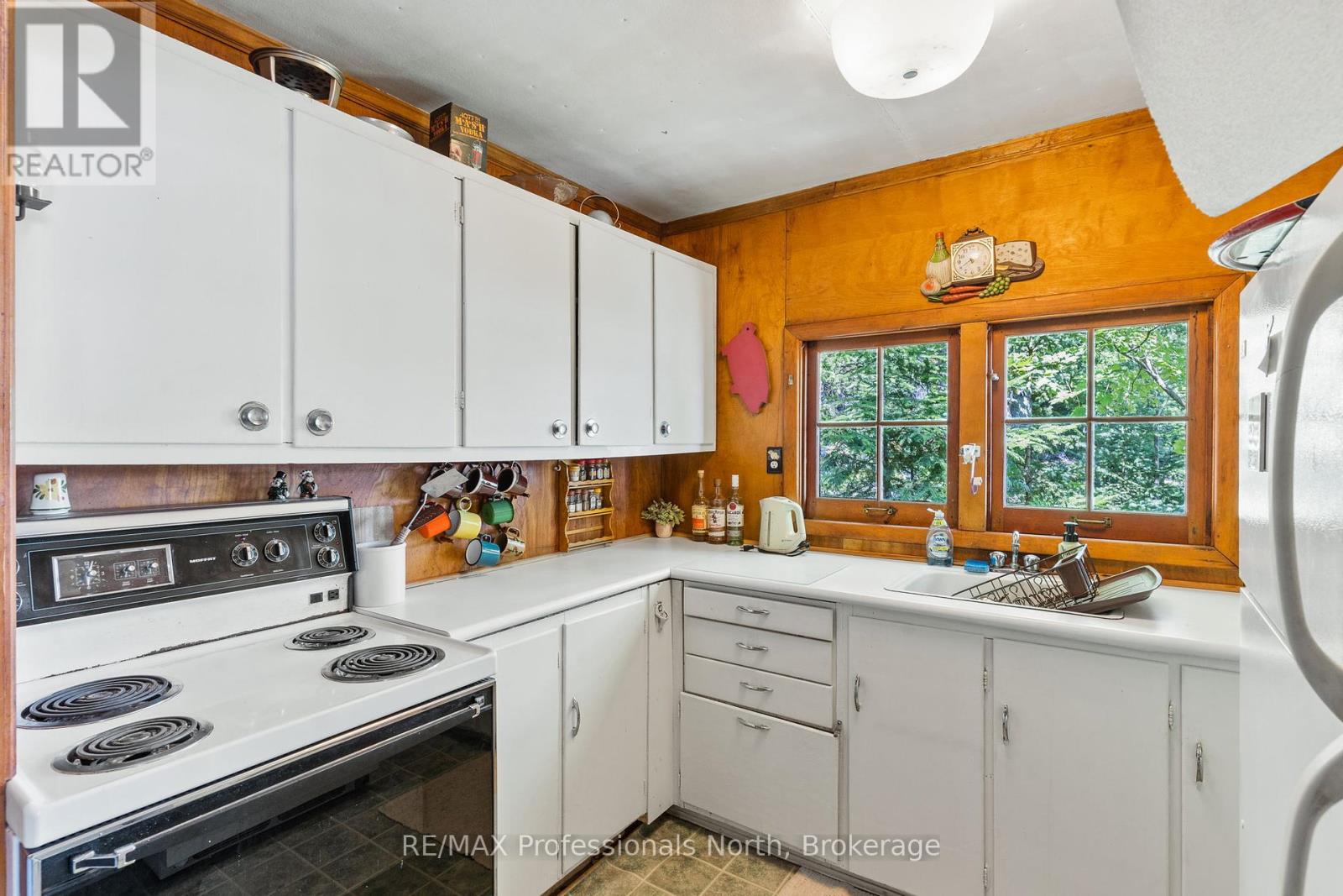 1468 Twelve Mile Lake Road, Minden Hills, Ontario  K0M 2K0 - Photo 23 - X12391467