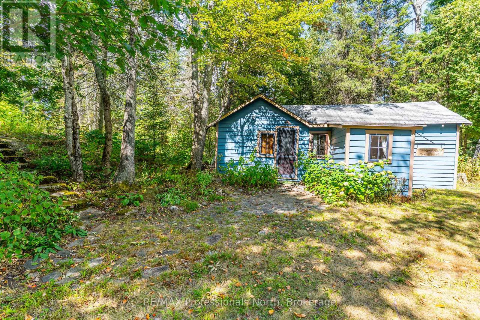 1468 Twelve Mile Lake Road, Minden Hills, Ontario  K0M 2K0 - Photo 4 - X12391467