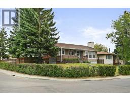 5704 18 Avenue NE Pineridge