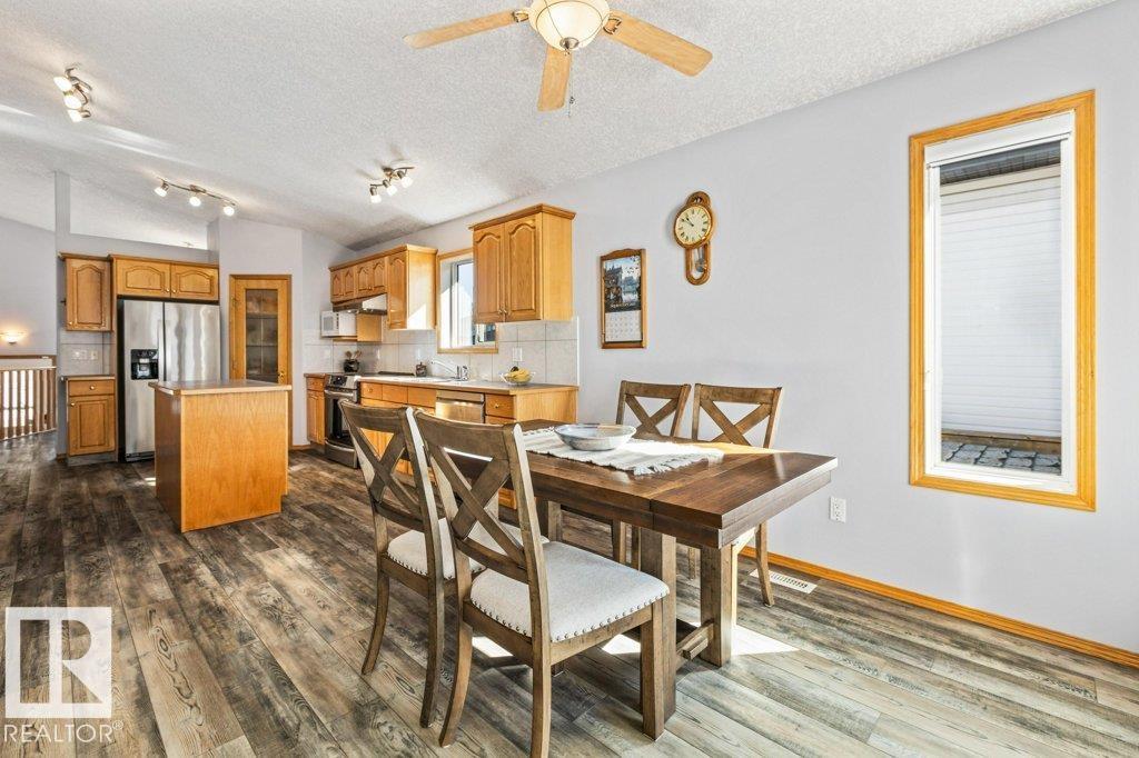 2921 152 Av Nw, Edmonton, Alberta  T5Y 2Y4 - Photo 12 - E4456865