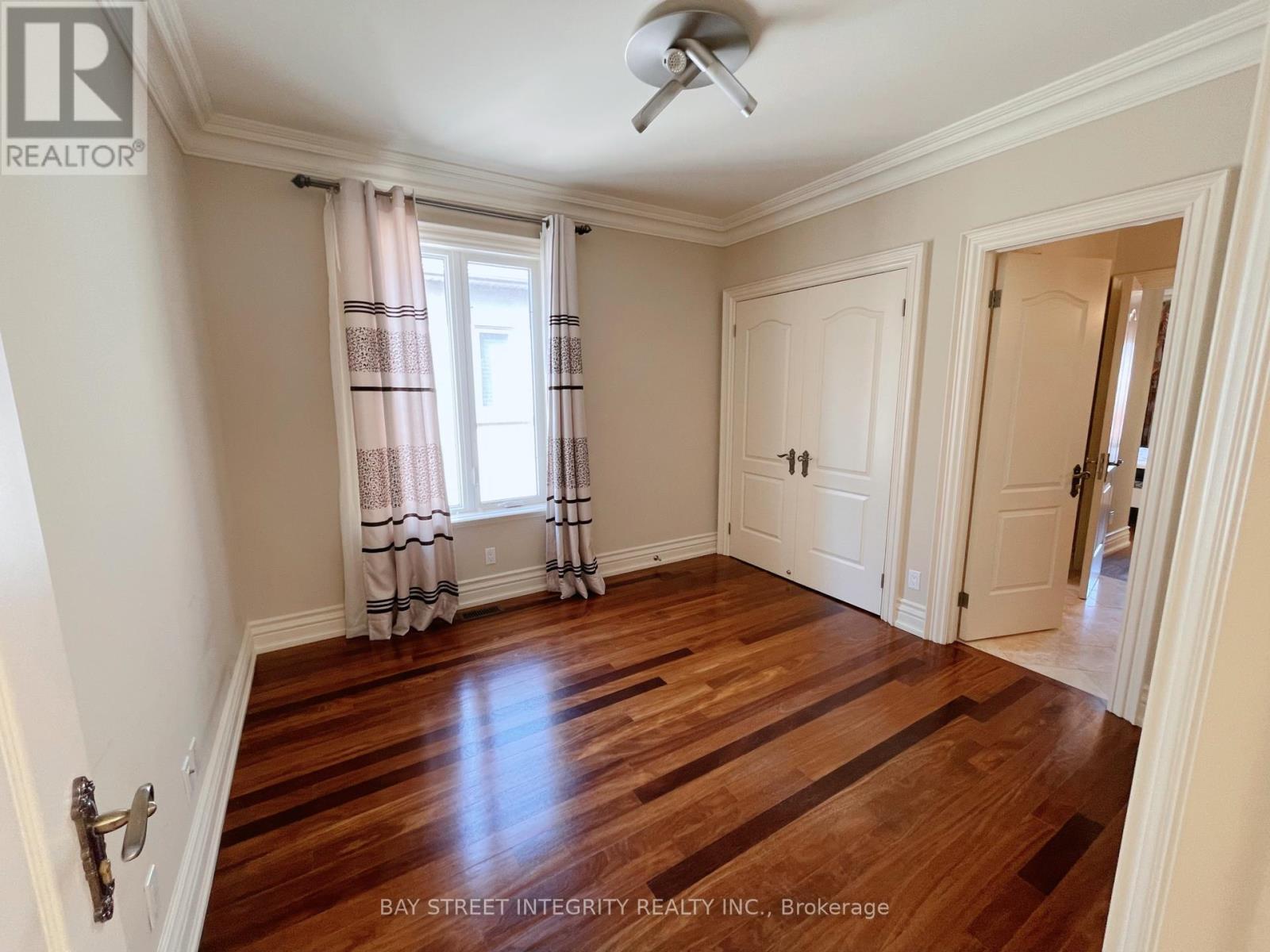 Upper - 336 Greenfield Avenue, Toronto, Ontario  M2N 3E6 - Photo 16 - C12391269