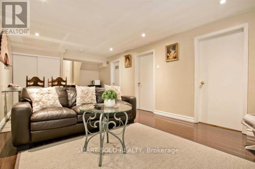 Bsmt - 40 Mintwood Drive, Toronto, Ontario  M2M 3A7 - Photo 3 - C12391284