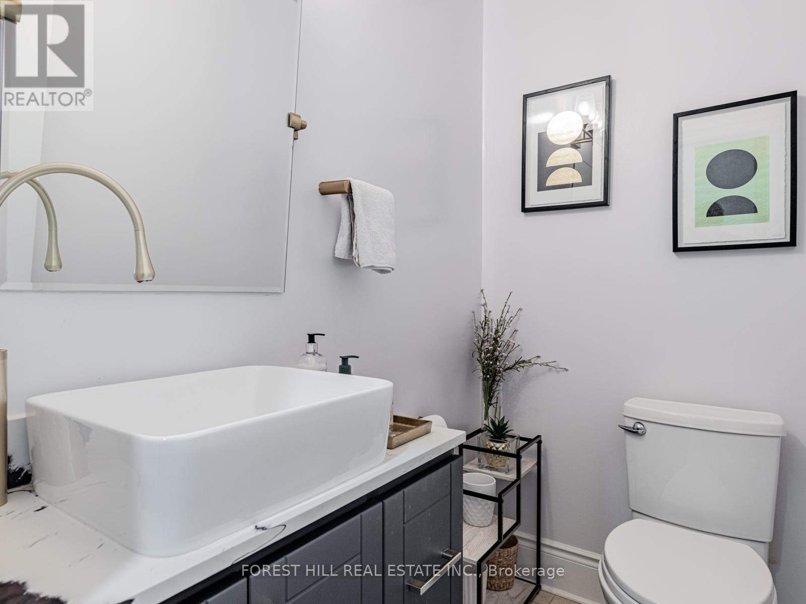 22 Espana Lane, Toronto, Ontario  M2N 7K8 - Photo 10 - C12391288