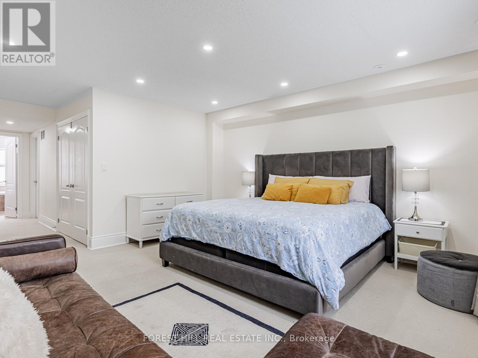 22 Espana Lane, Toronto, Ontario  M2N 7K8 - Photo 12 - C12391288