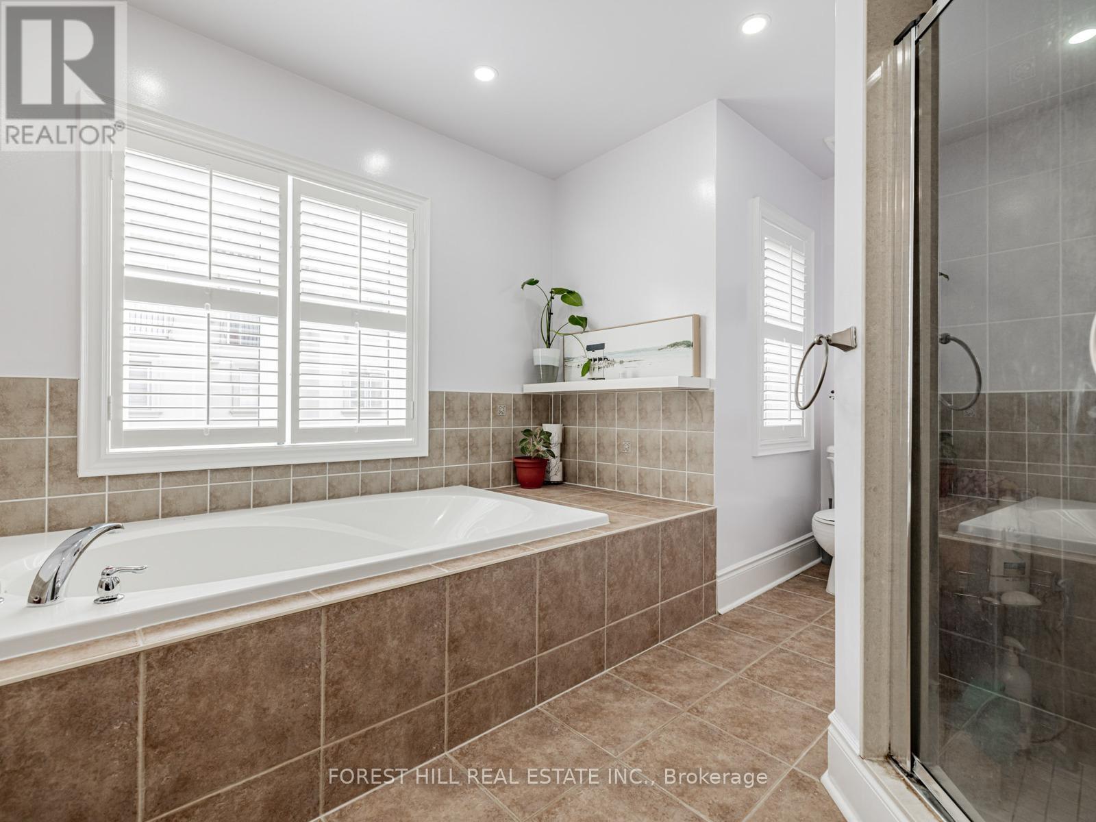 22 Espana Lane, Toronto, Ontario  M2N 7K8 - Photo 14 - C12391288