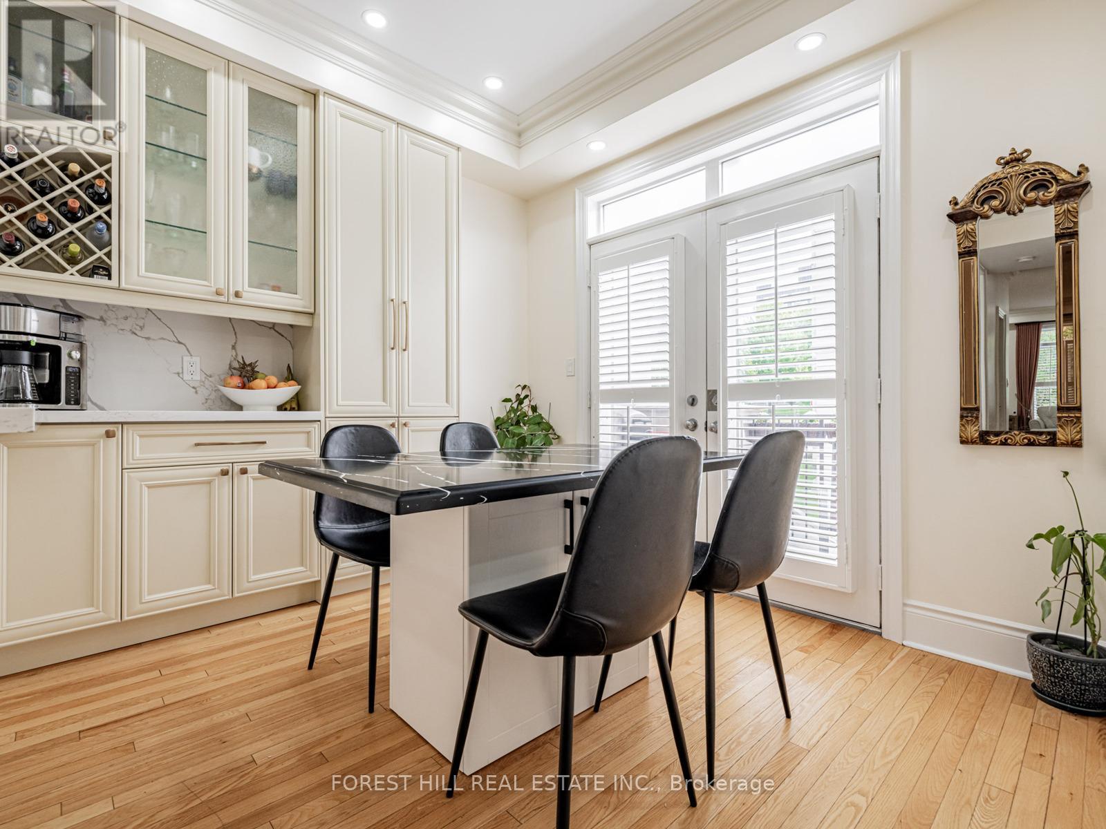 Property at 22 ESPANA LANE image 4