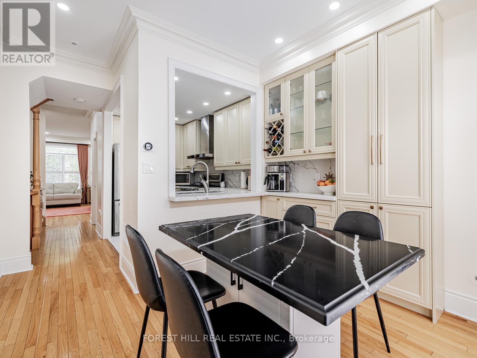 Property at 22 ESPANA LANE image 5