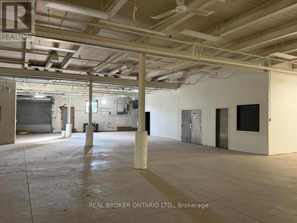 3c-C - 5900 Thorold Stone Road, Niagara Falls, Ontario  L2J 1A2 - Photo 4 - X12388584