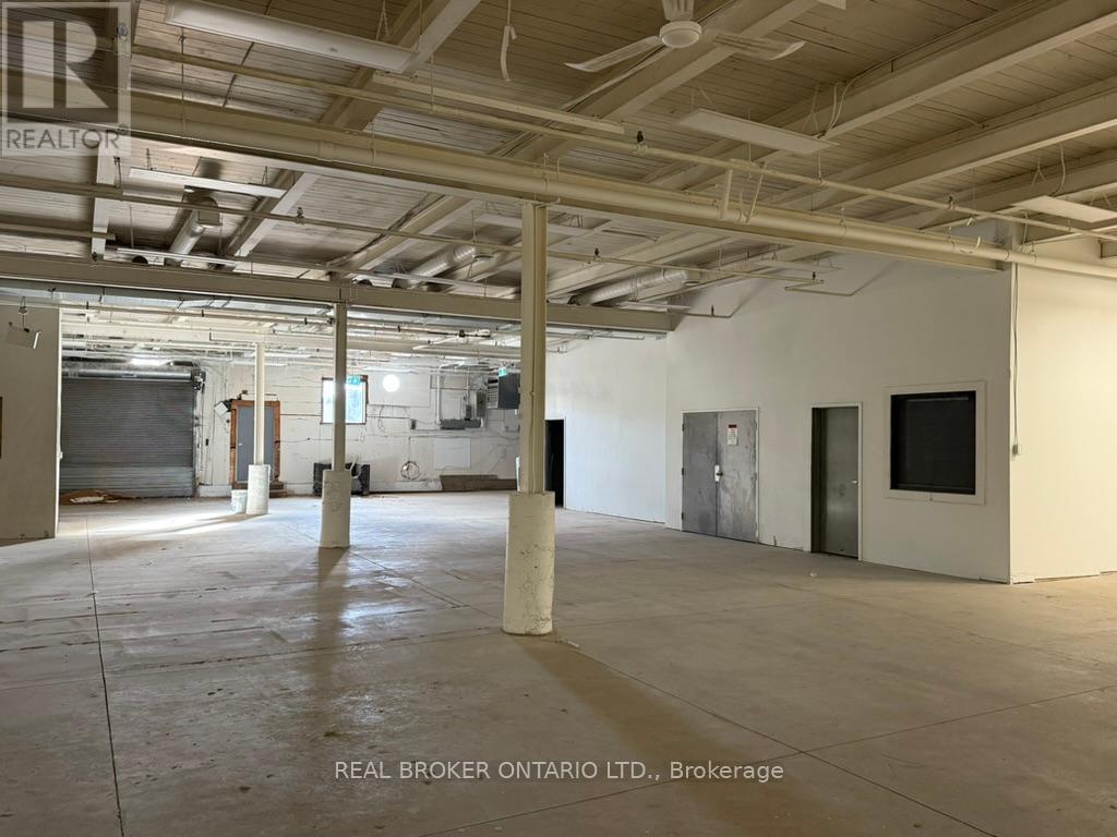 3c-A - 5900 Thorold Stone Road, Niagara Falls, Ontario  L2J 1A2 - Photo 4 - X12388564