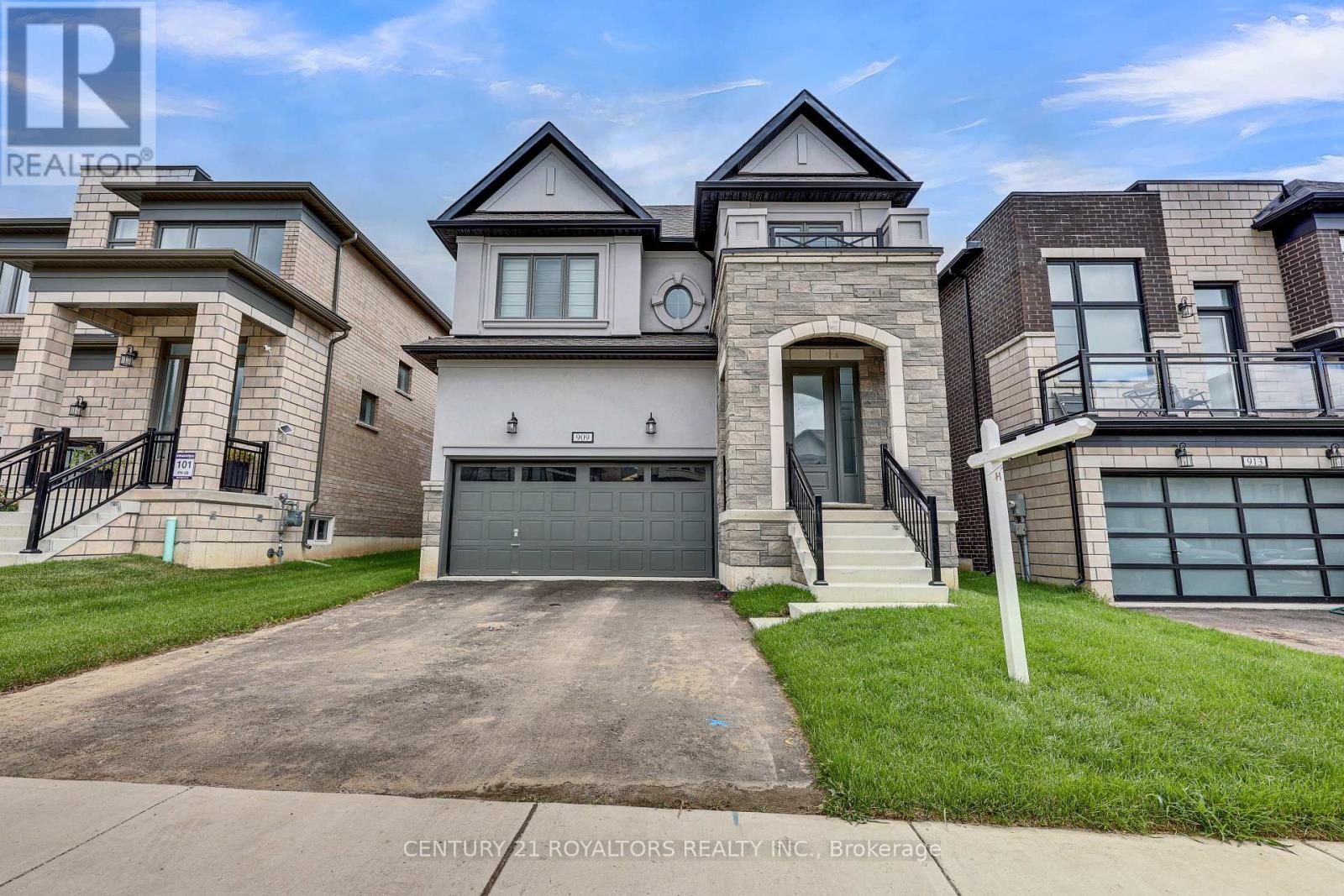 909 Knights Lane, Woodstock, Ontario  N4T 0P7 - Photo 3 - X12389651