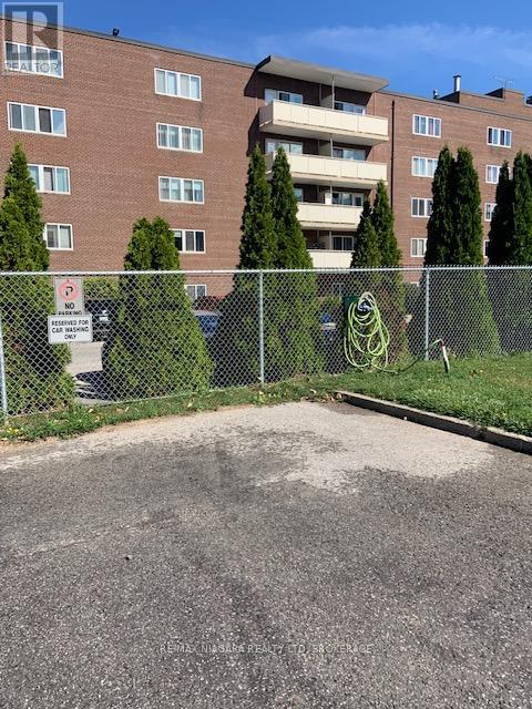 609 - 365 Geneva Street, St. Catharines, Ontario  L2N 5S7 - Photo 29 - X12164848