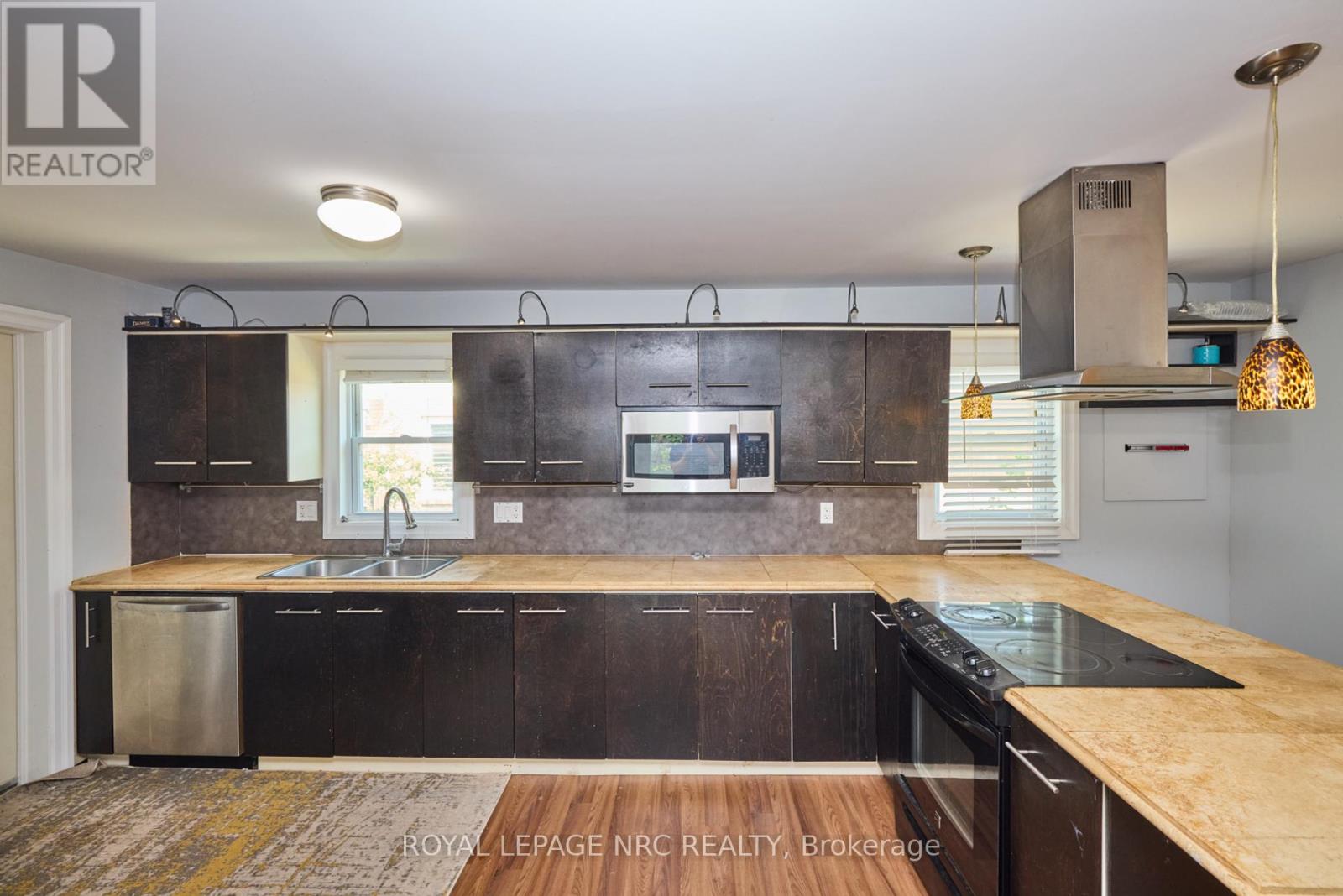557 Geneva Street, St. Catharines, Ontario  L2N 2J1 - Photo 19 - X12337989