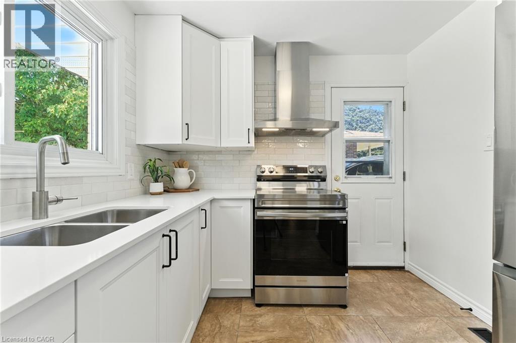 54 Gail Street, Cambridge, Ontario N1R 4M2 - Photo 7 - 40767661