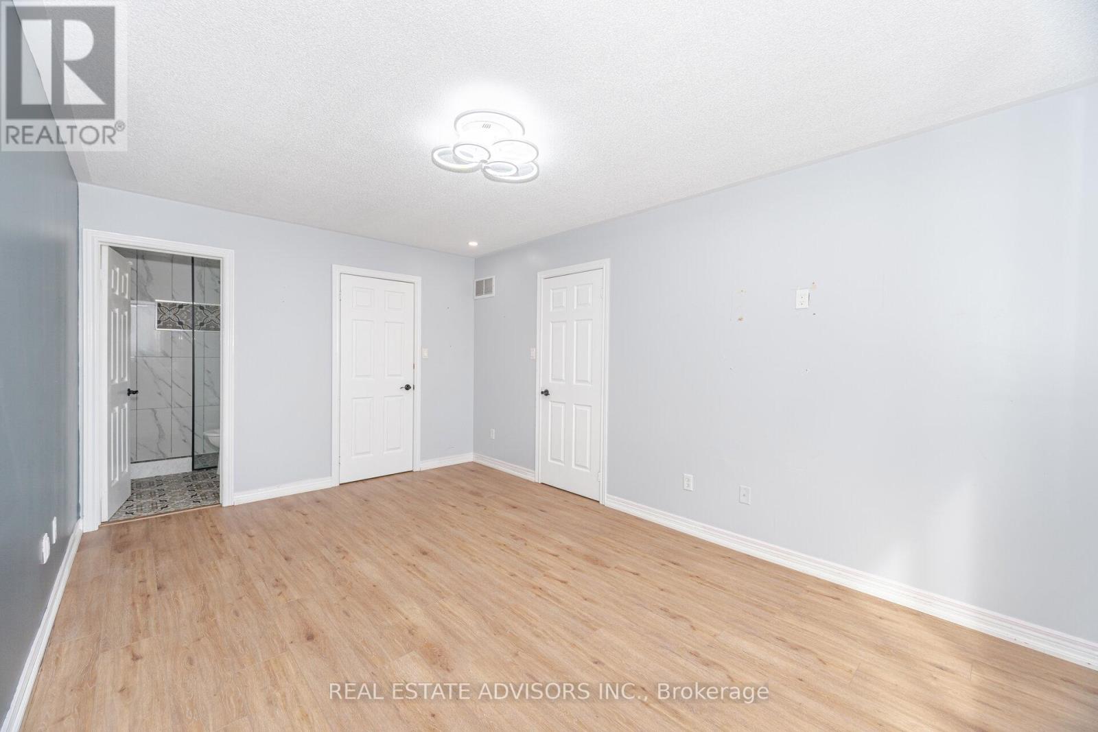 186 Ferndale Drive S, Barrie (Ardagh), Ontario  L4N 8A1 - Photo 16 - S12391272