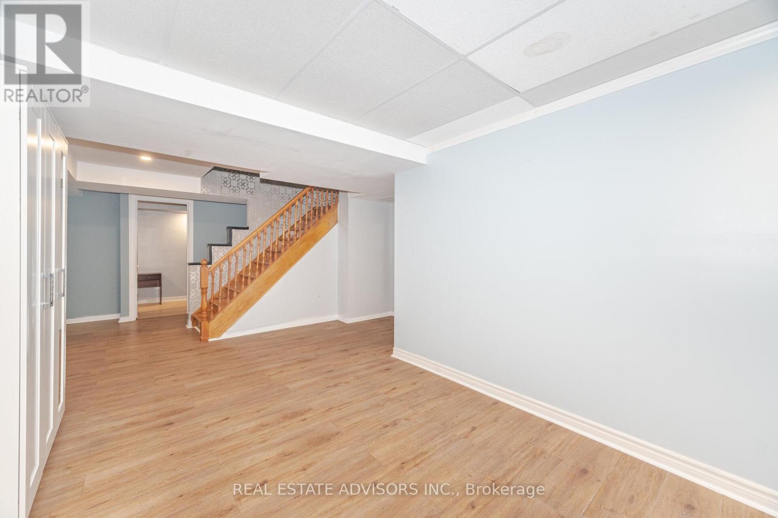 186 Ferndale Drive S, Barrie (Ardagh), Ontario  L4N 8A1 - Photo 31 - S12391272