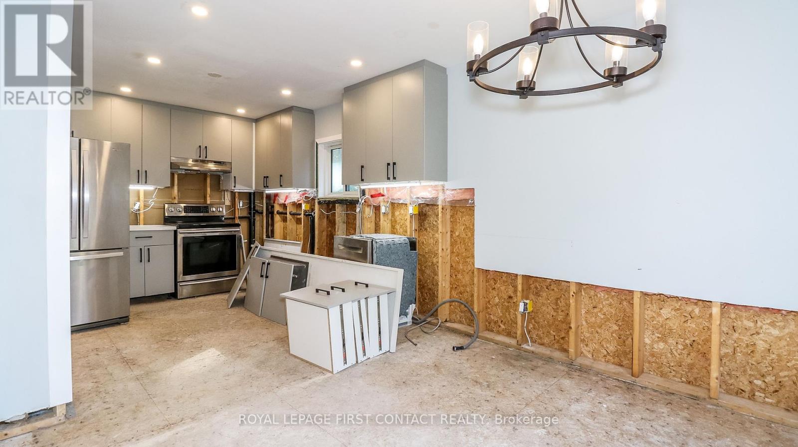 311 Anne Street N, Barrie, Ontario  L4N 5M7 - Photo 11 - S12391290