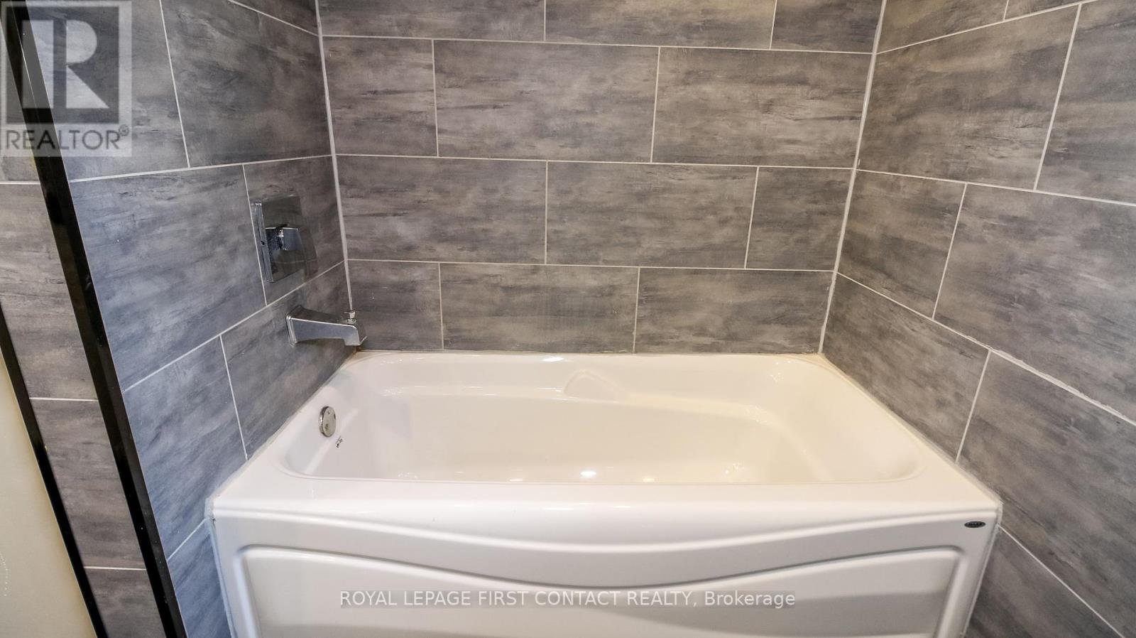 311 Anne Street N, Barrie, Ontario  L4N 5M7 - Photo 17 - S12391290