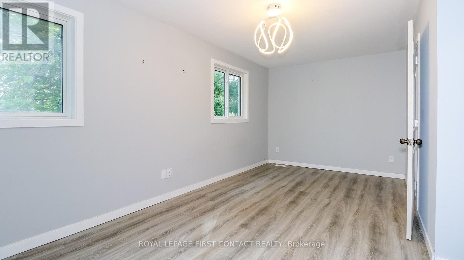 311 Anne Street N, Barrie, Ontario  L4N 5M7 - Photo 21 - S12391290