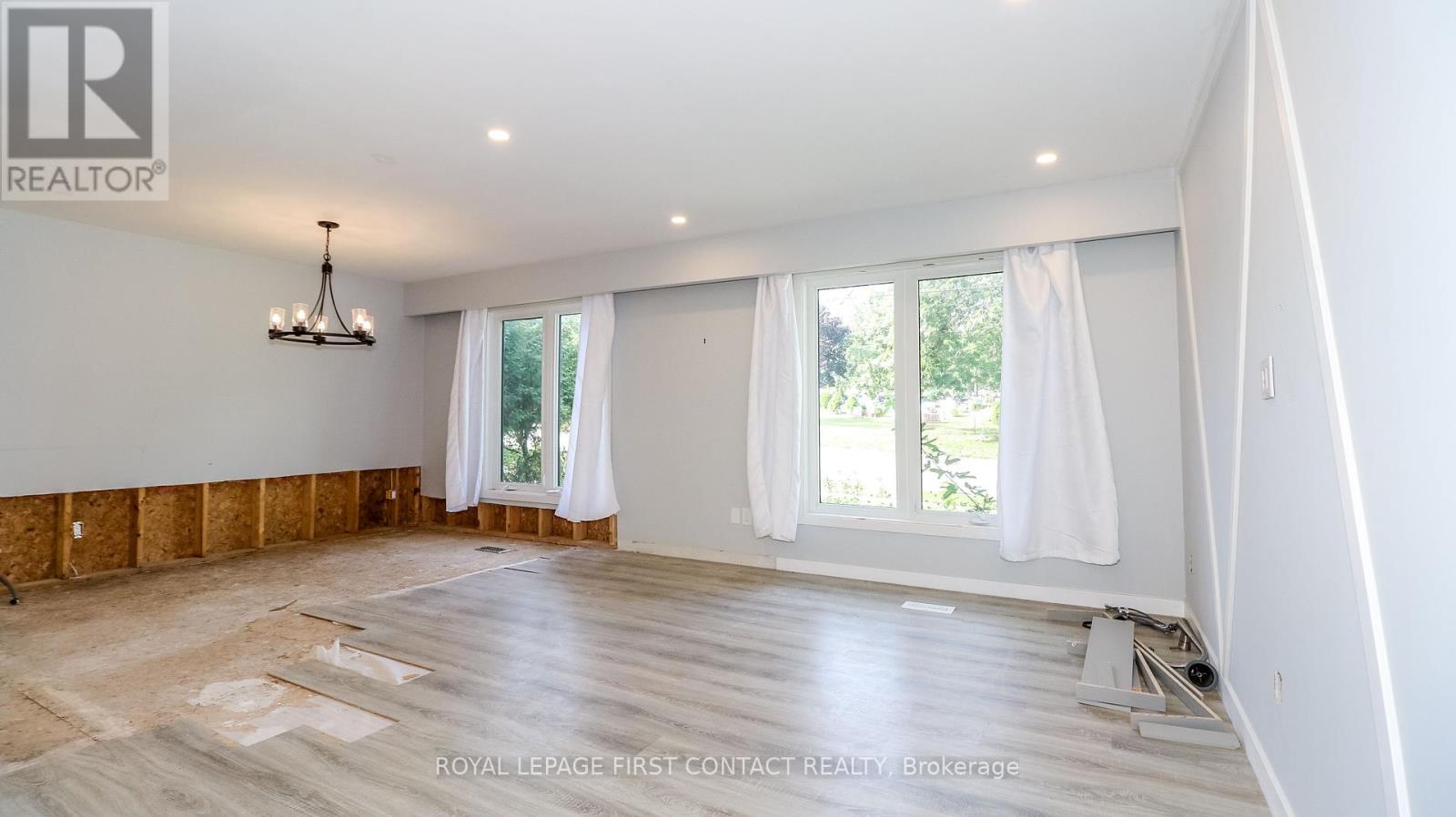 311 Anne Street N, Barrie, Ontario  L4N 5M7 - Photo 8 - S12391290