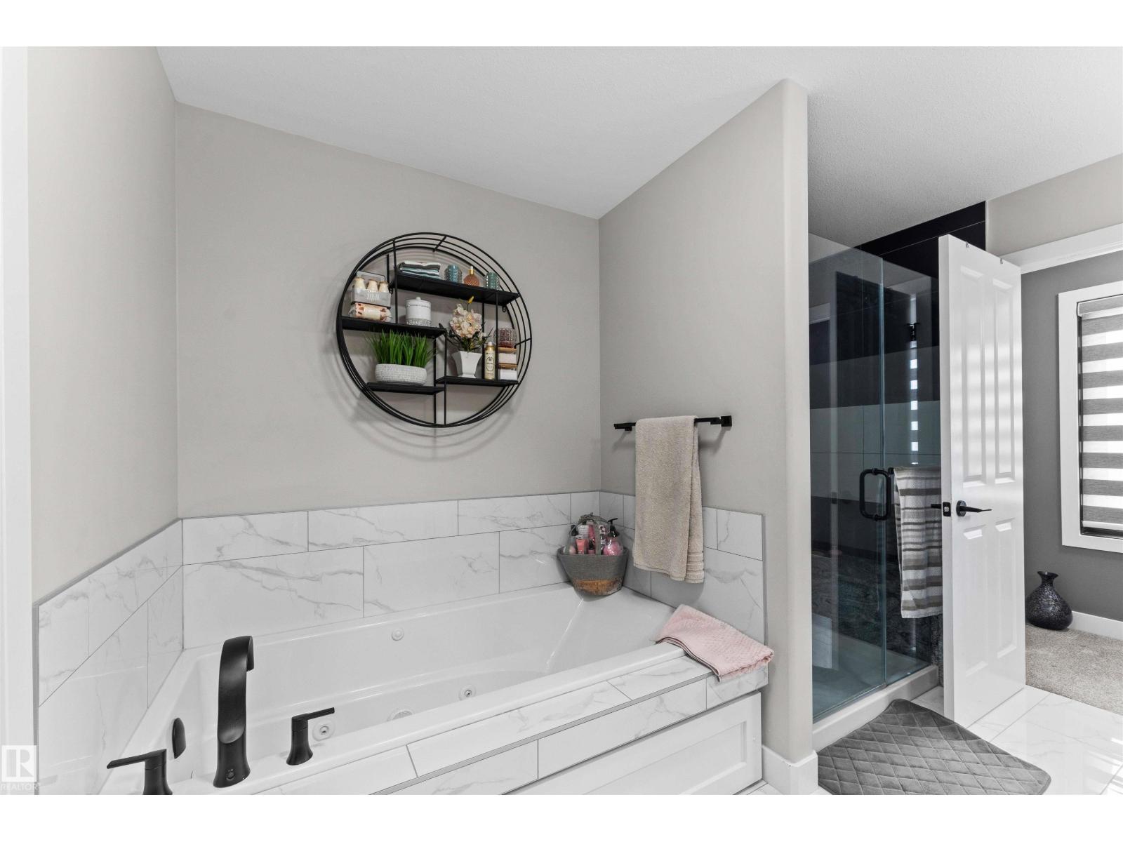 6813 Knox Lo Sw, Edmonton, Alberta  T6W 4R3 - Photo 23 - E4456870