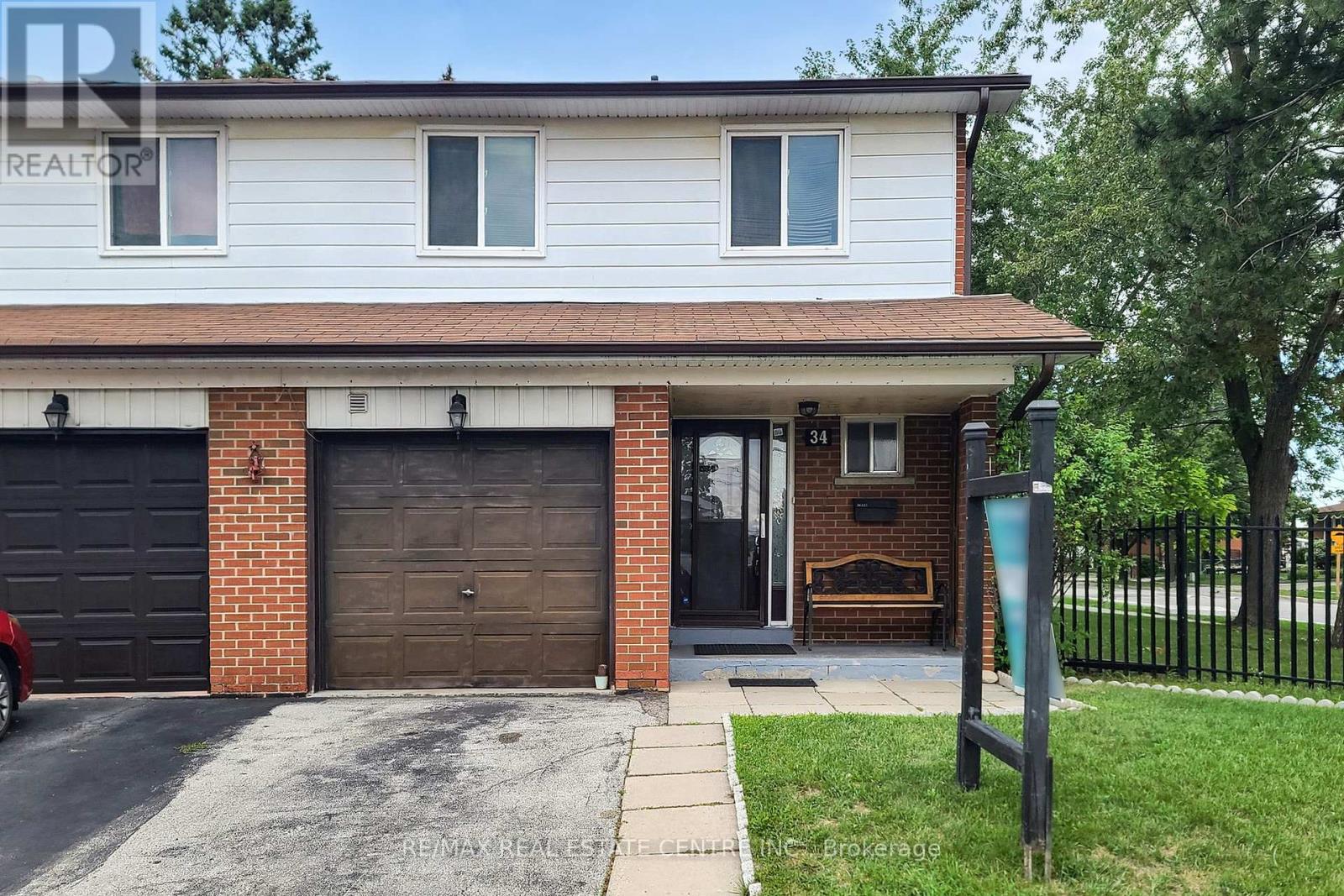 Property at 34 - 7406 DARCEL AVENUE image 1