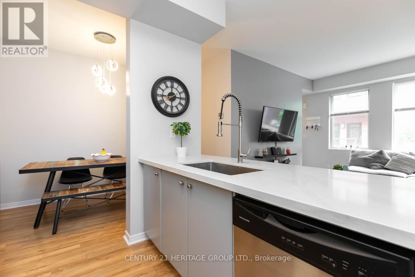 44 - 68 Winston Park Boulevard, Toronto, Ontario  M3K 1C2 - Photo 10 - W12391242