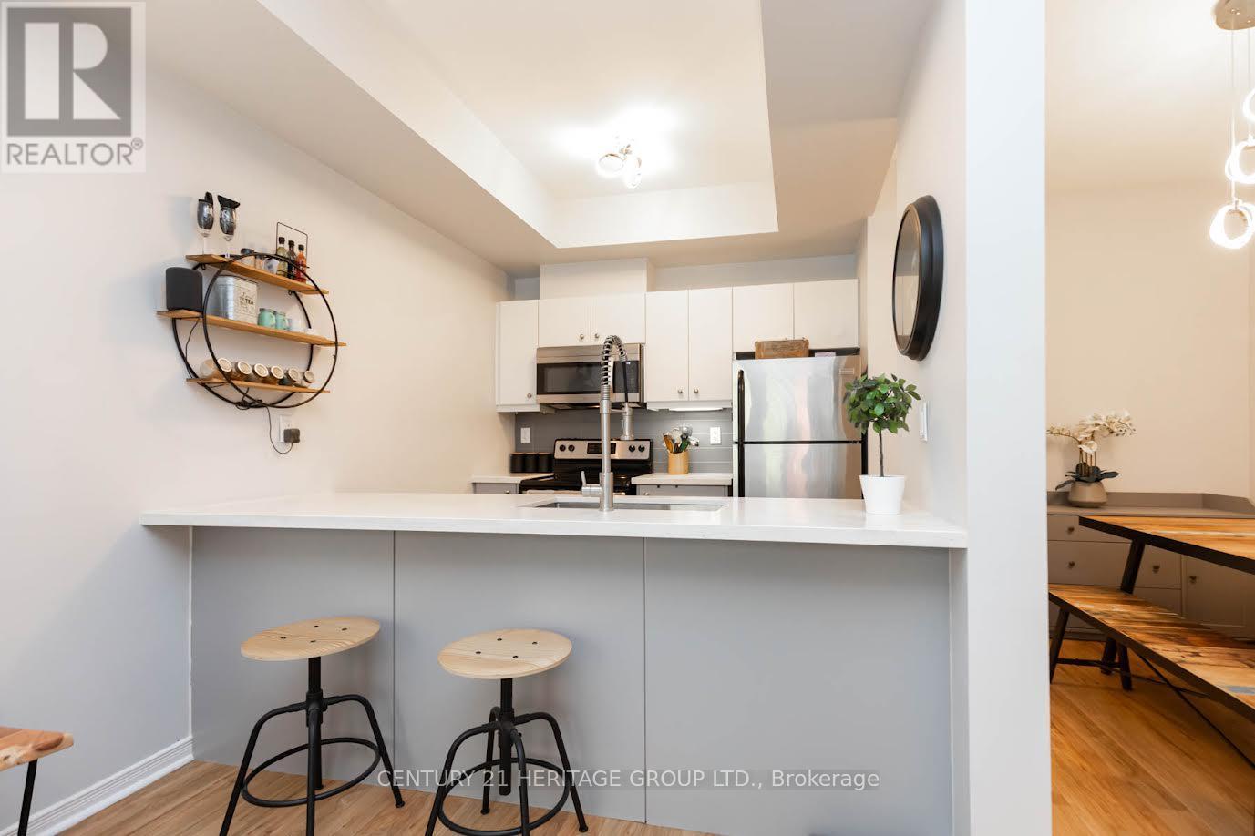44 - 68 Winston Park Boulevard, Toronto, Ontario  M3K 1C2 - Photo 6 - W12391242