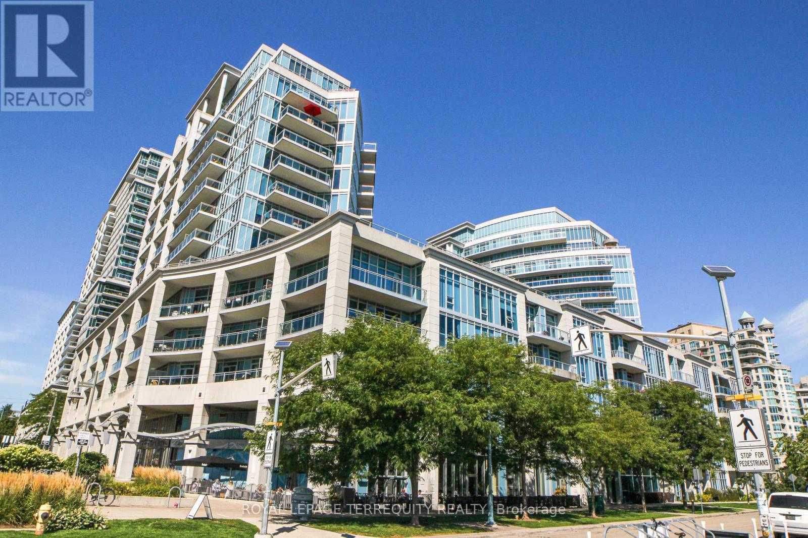 320 - 58 Marine Parade Drive, Toronto, Ontario  M8V 4G1 - Photo 6 - W12391245