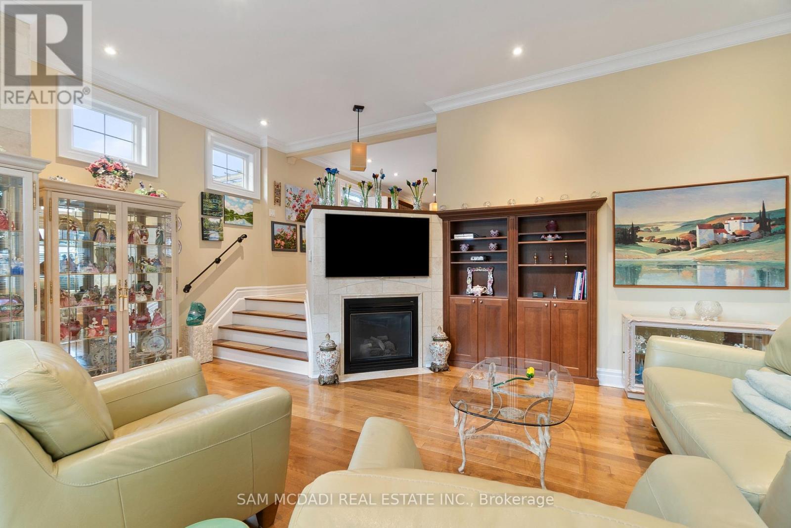 1522 Glenhill Crescent, Mississauga, Ontario  L5H 3C5 - Photo 11 - W12391285