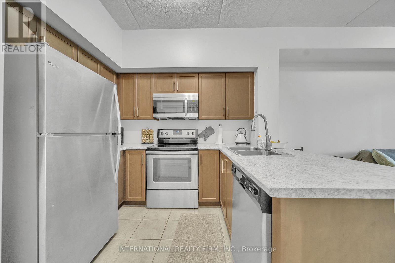 209 - 640 Sauve Street, Milton, Ontario  L9T 9A7 - Photo 10 - W12391311
