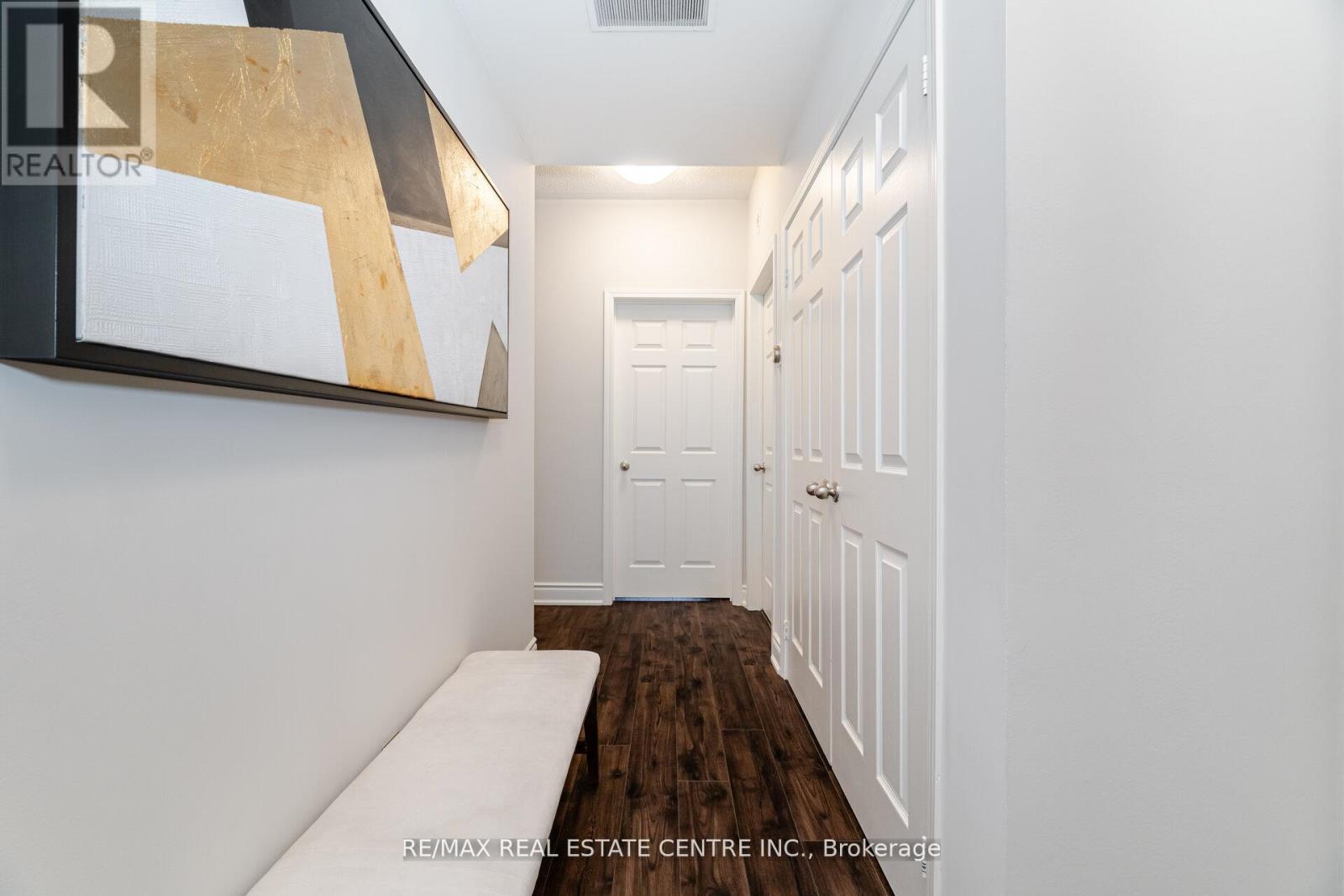 305 - 5705 Long Valley Road, Mississauga, Ontario  L5M 0M3 - Photo 31 - W12391318