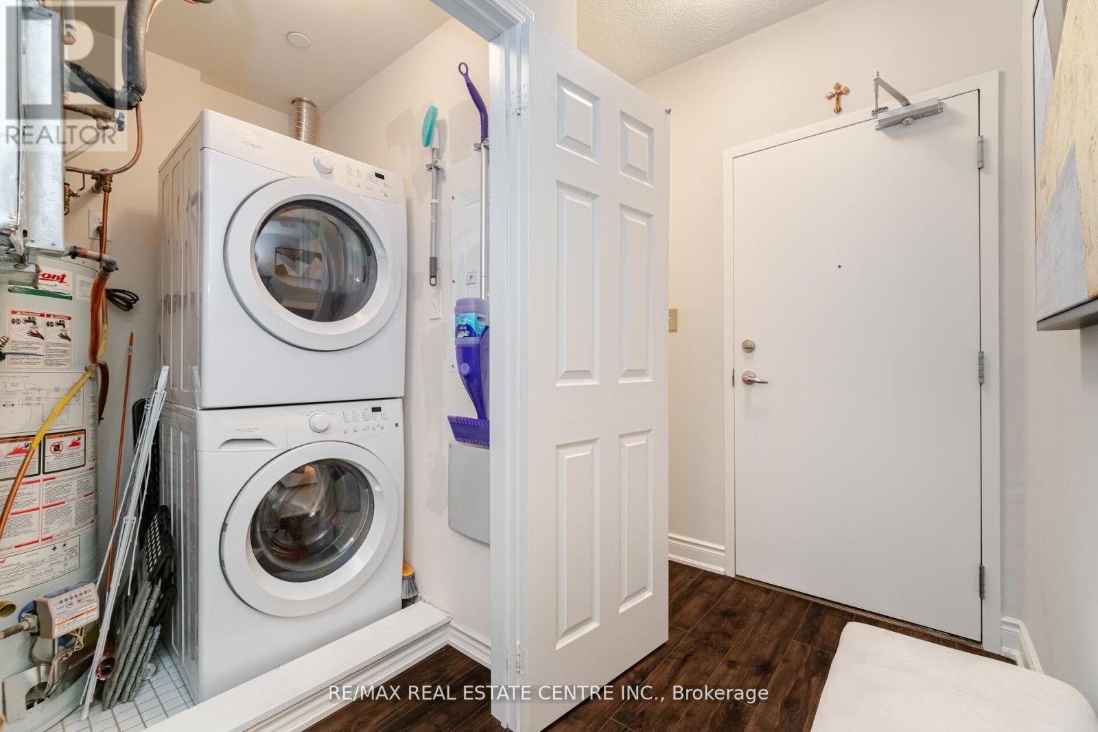 305 - 5705 Long Valley Road, Mississauga, Ontario  L5M 0M3 - Photo 32 - W12391318