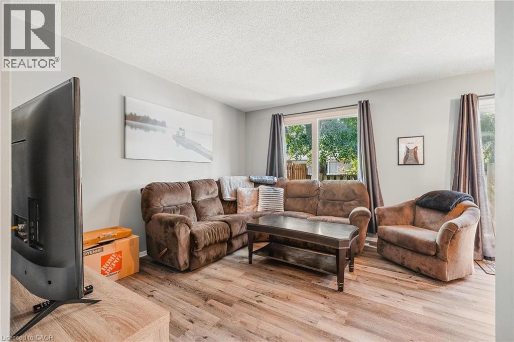 445 Kingscourt Drive Unit# 6, Waterloo, Ontario  N2K 3R4 - Photo 9 - 40767820