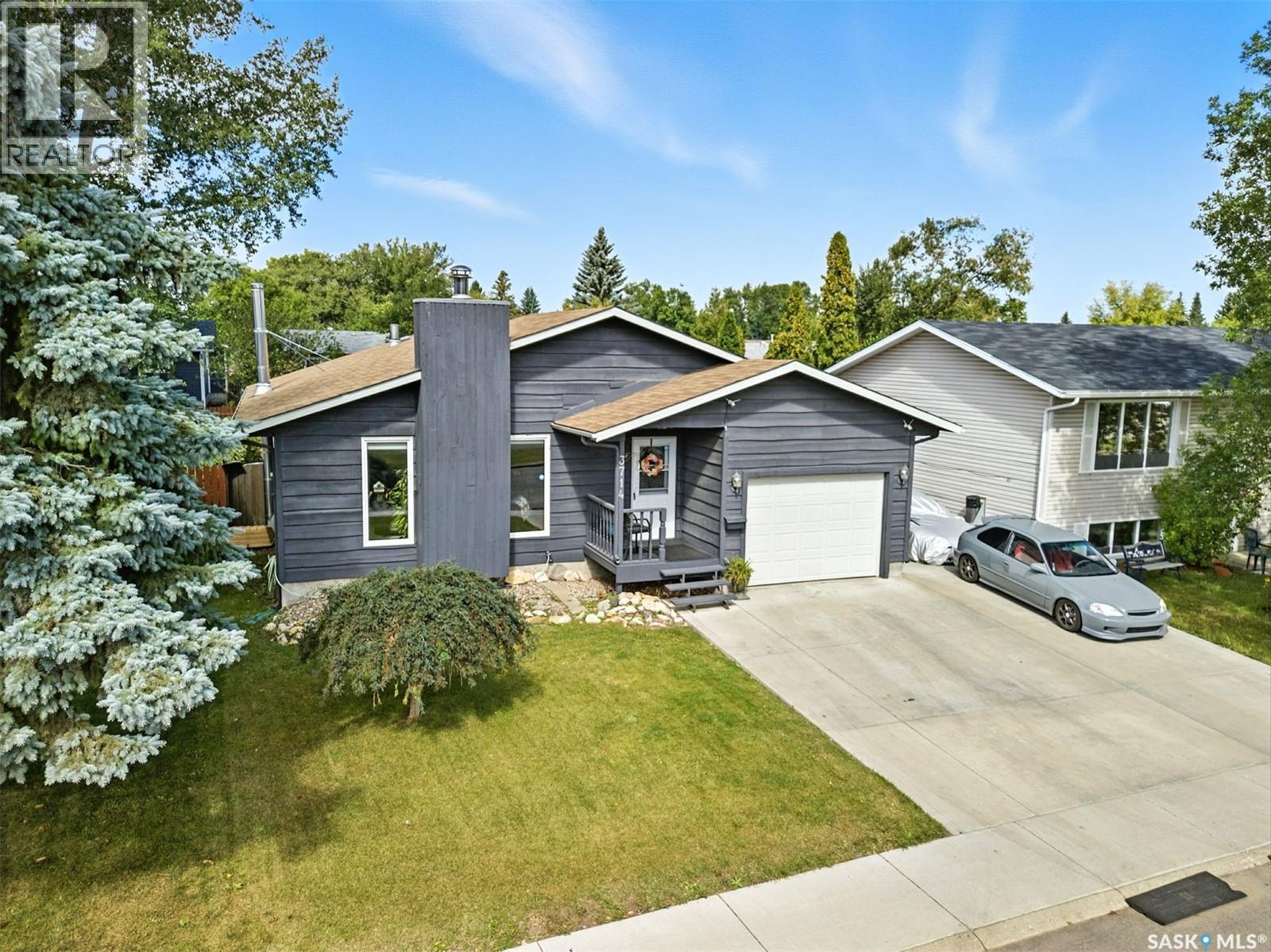3714 Fairlight Drive, Saskatoon, Saskatchewan  S7M 4T5 - Photo 2 - SK017628