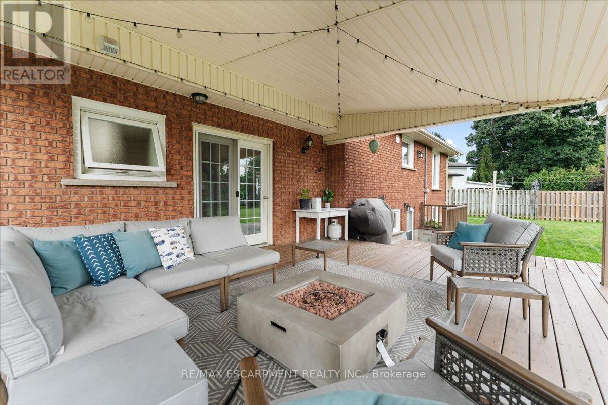 87 Loyalist Drive, Welland, Ontario  L3C 2X9 - Photo 40 - X12391258