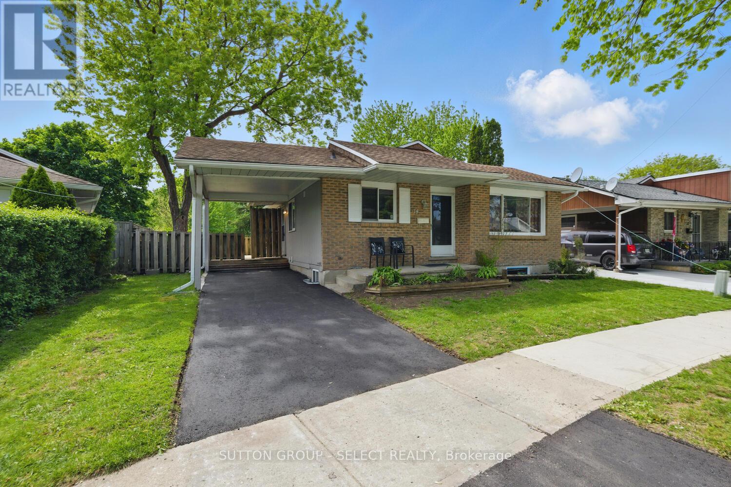 74 Archer Crescent, London South, Ontario  N6E 2A5 - Photo 1 - X12391595