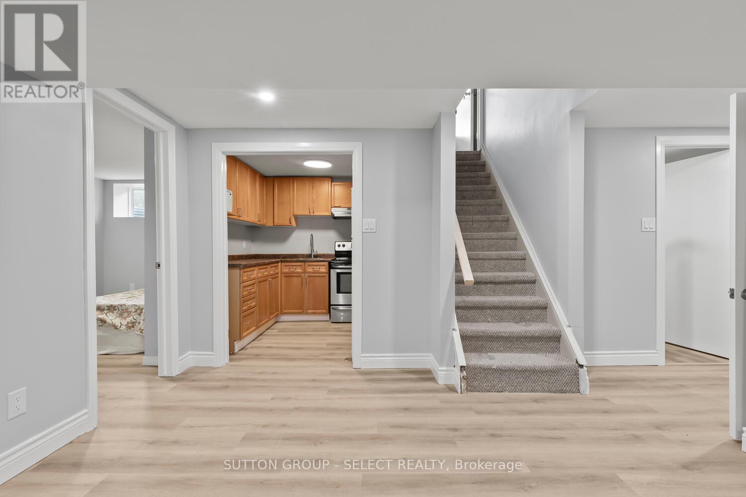 74 Archer Crescent, London South, Ontario  N6E 2A5 - Photo 22 - X12391595
