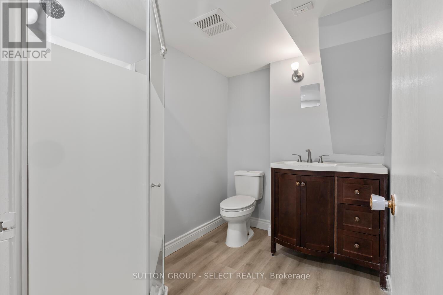 74 Archer Crescent, London South, Ontario  N6E 2A5 - Photo 37 - X12391595