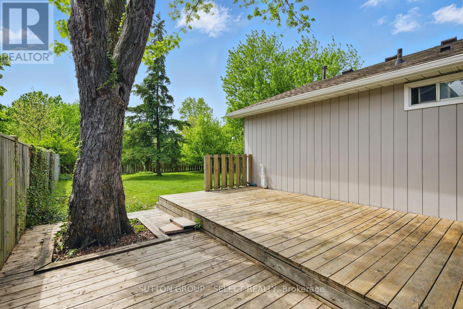 74 Archer Crescent, London South, Ontario  N6E 2A5 - Photo 40 - X12391595