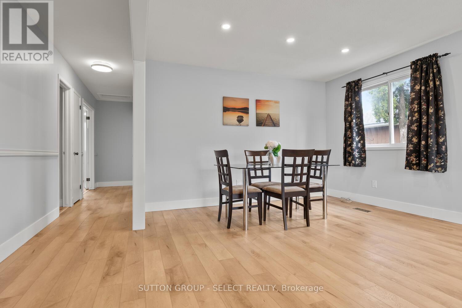 74 Archer Crescent, London South, Ontario  N6E 2A5 - Photo 6 - X12391595