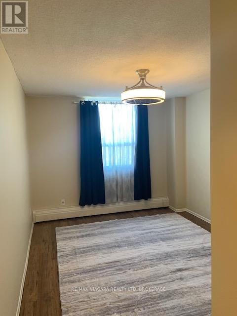 609 - 365 Geneva Street, St. Catharines, Ontario  L2N 5S7 - Photo 8 - X12164848