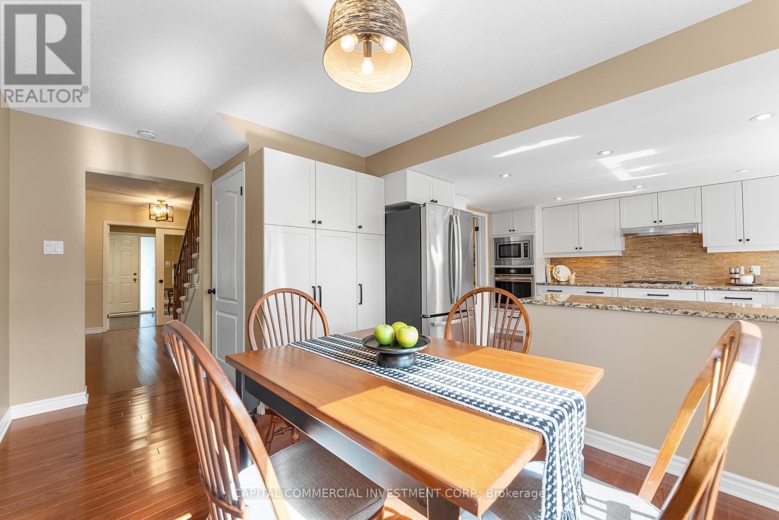 41 Tower Hill Crescent, Ottawa, Ontario  K2M 1R5 - Photo 13 - X12391587